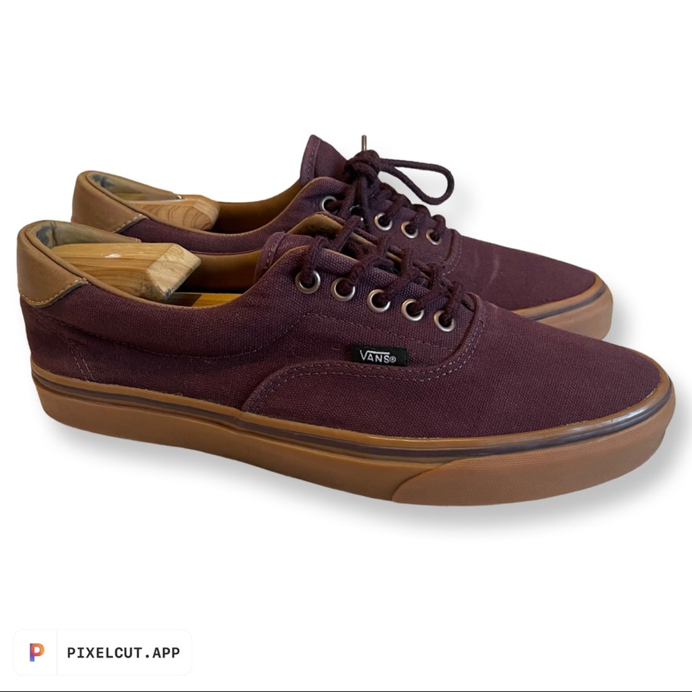 Men’s maroon authentic vans